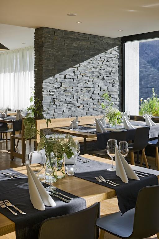 Hotel Restaurant Flaschen Albinen ภายนอก รูปภาพ